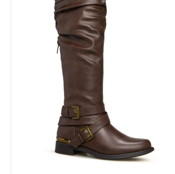 Flat boots. Wide Calf - Picture 1 of 3